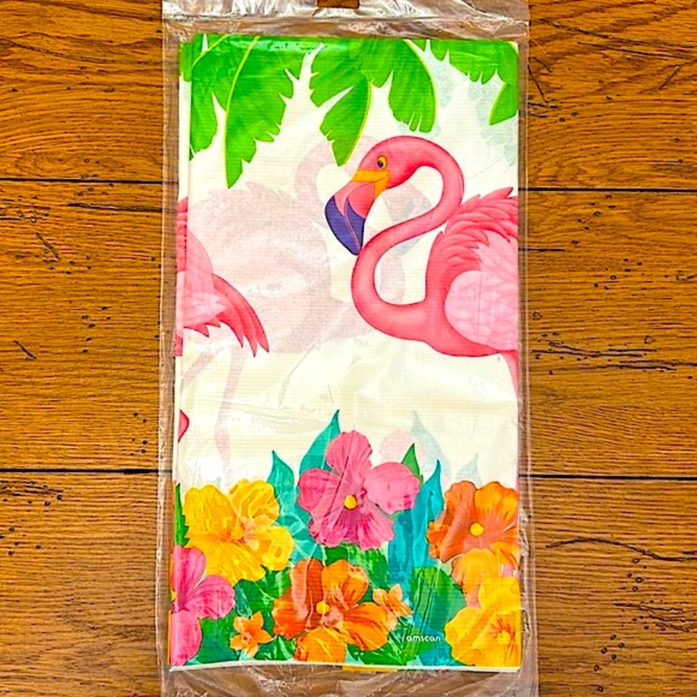 Flamingo Tablecover and Flamingo Party Picks - Party Supplies Tableware - Picture 2 of 7